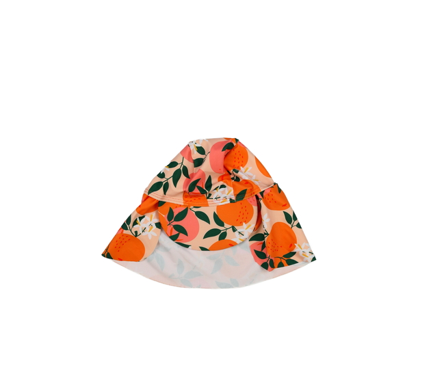 Oranžová čepice s ochrannou krku