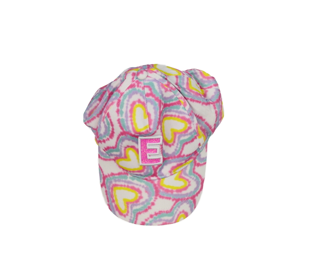 Barevná kšiltovka s písmenem E