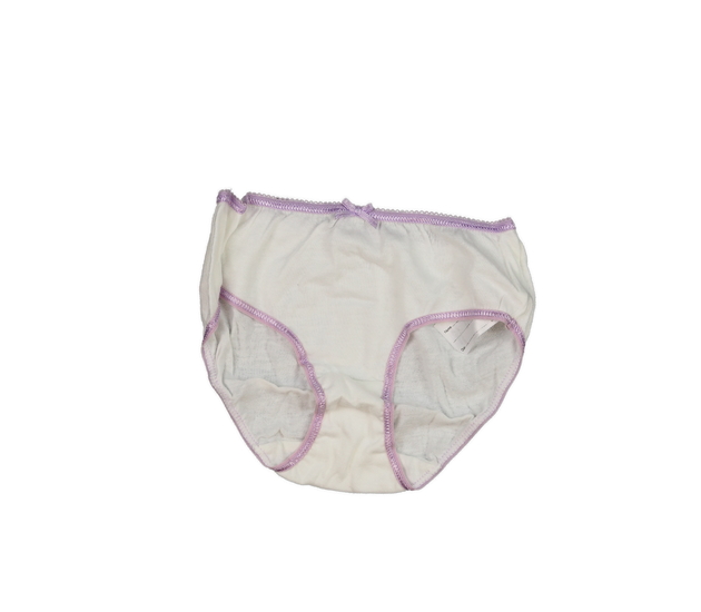 Nové bílé kalhotky s fialovým okrajem