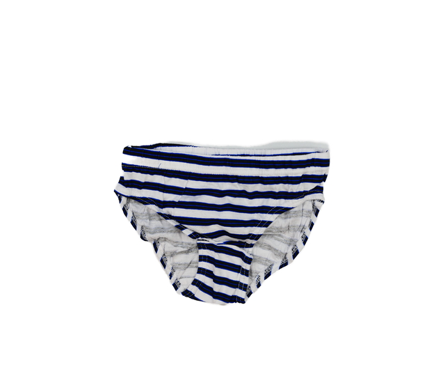 Nové pruhované slipy