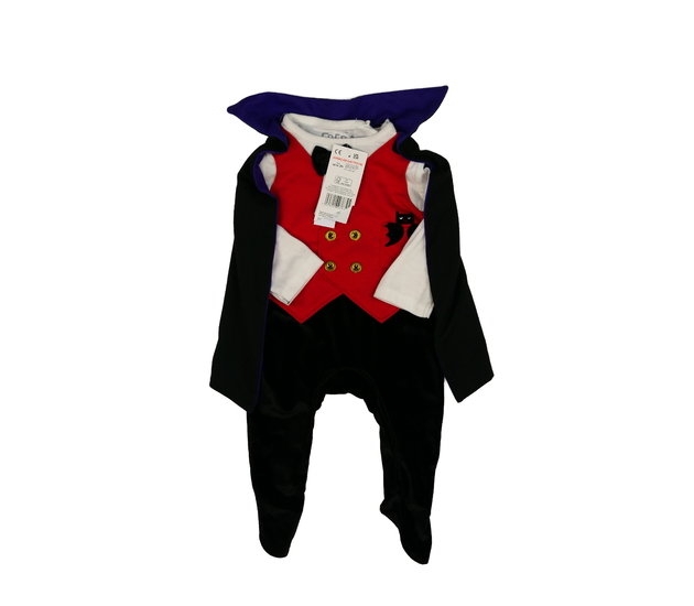 Nový halloween kostým upír F&F