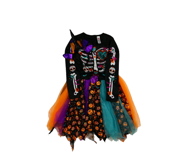 Krásné karnevalové šaty s čelenkou 