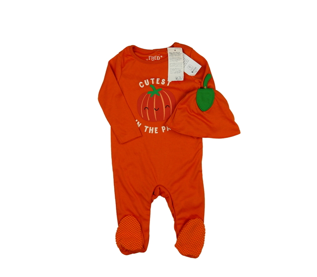 Nový halloween overal a čepička F&F