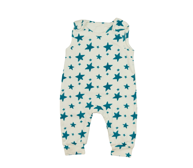 Bílý overal se zelenými hvězdami 