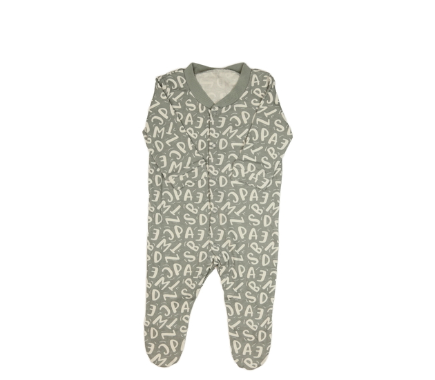 Šedý overal s číslicemi 