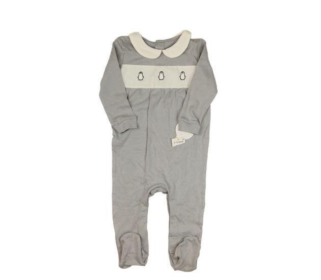 Nový šedý overal s límečkem 