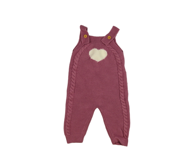 Růžový pletený overal se srdcem 
