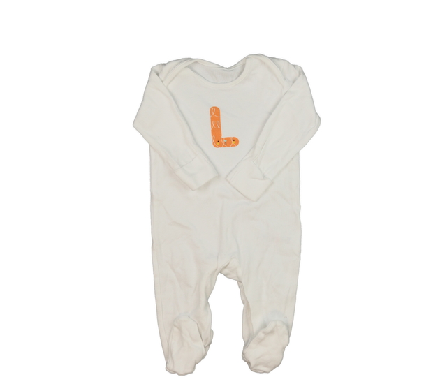 Bílý overal s písmenem L George