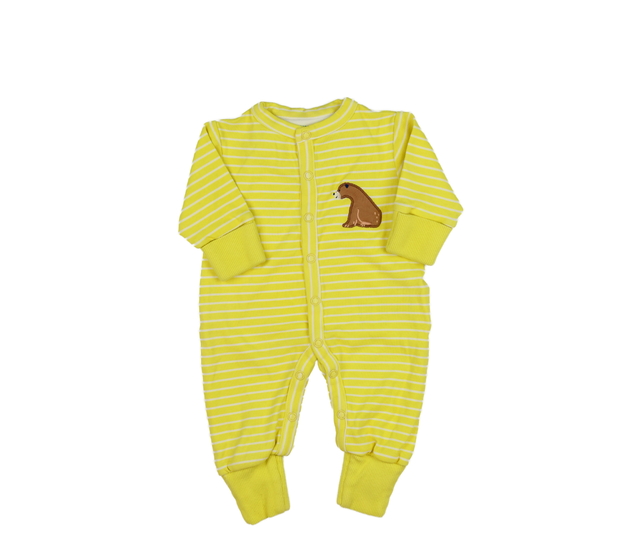 Žlutý pruhovaný overal s medvědem 