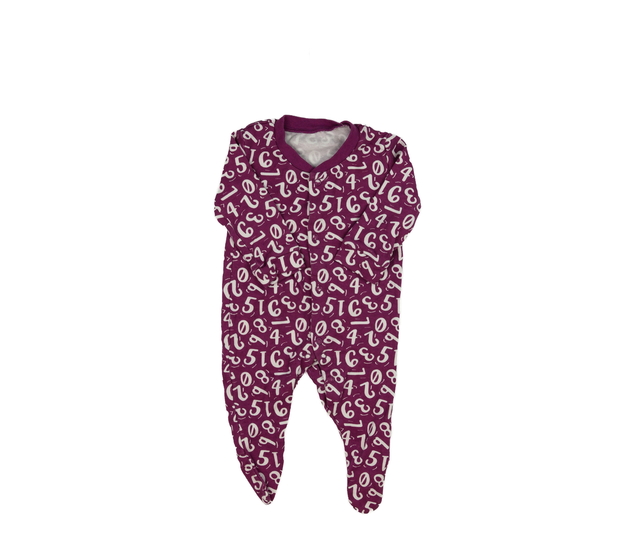 Fialový overal s číslicemi 