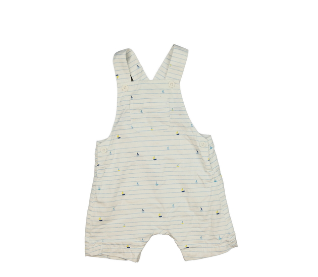 Pruhovaný overal s plachetnicemi