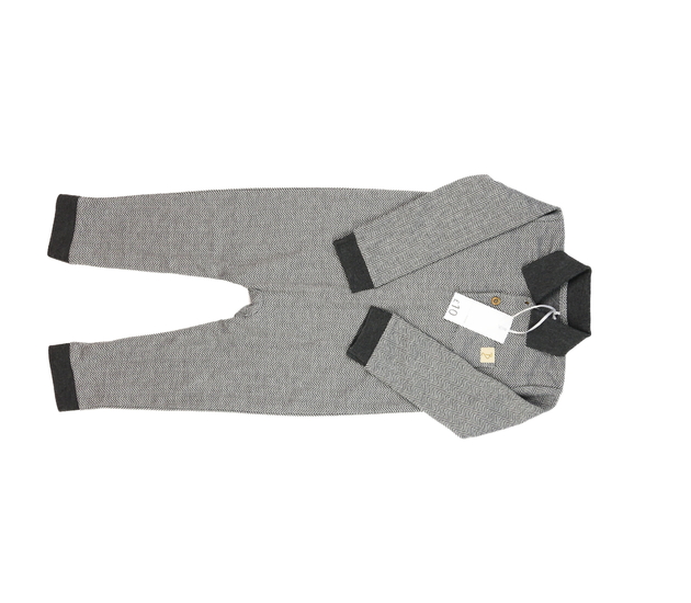 Nový šedý vzorovaný overal s límečkem George