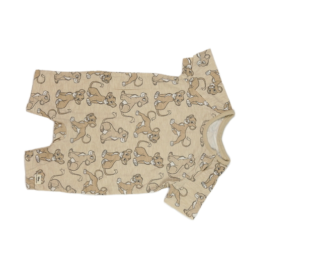 Hnědý overal  Lví Král Disney 