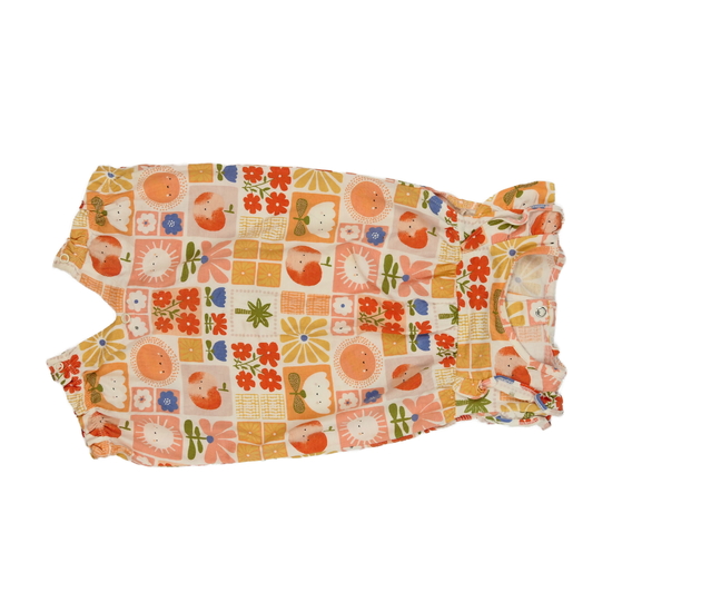 Světlý květinový overal s volánky Tu