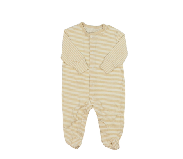 Pruhovaný hnědo-bílý overal 