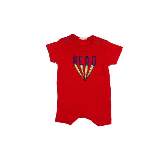 Červený hrdinský overal Next