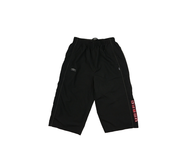 Černé 3/4 kalhoty s vnitřní síťkou Umbro 