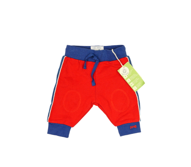 Nové červeno-modré tepláky 