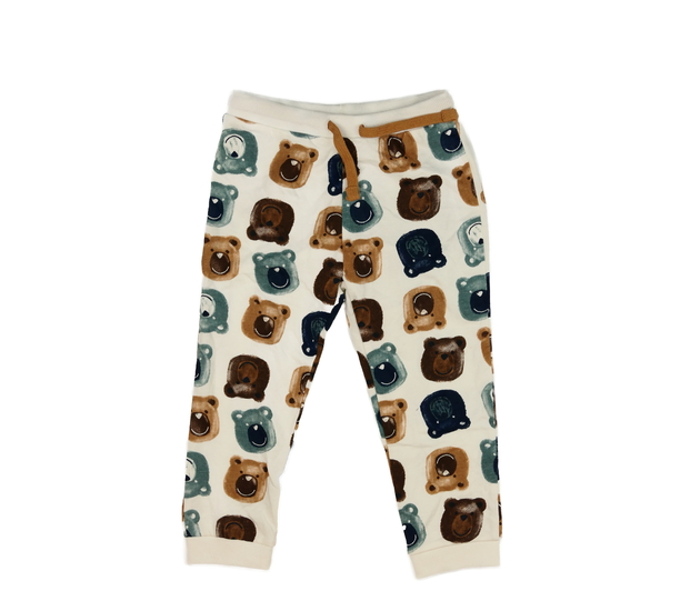 Bílé tepláky s medvědy 