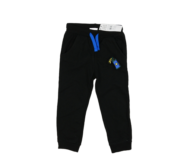 Nové černé tepláky 