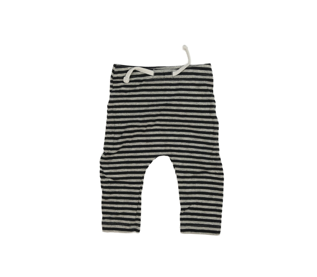 Šedé pruhované legíny 