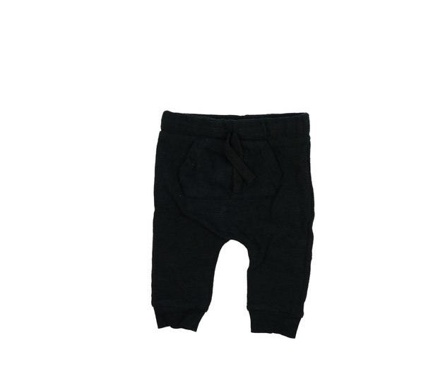 Černé tepláky F&F