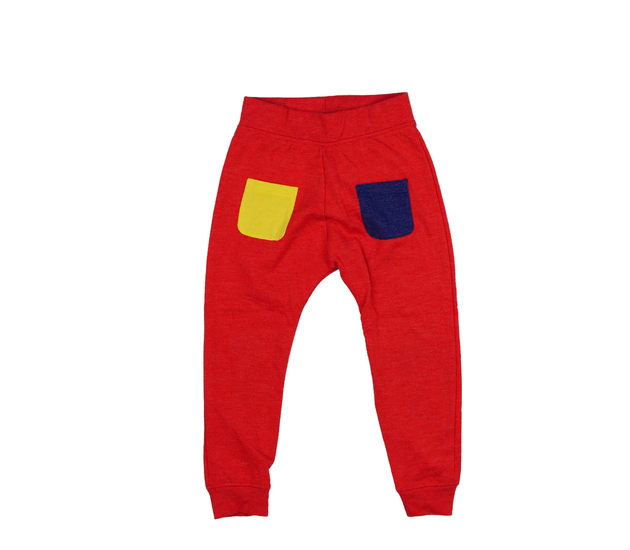 Červené tepláčky 