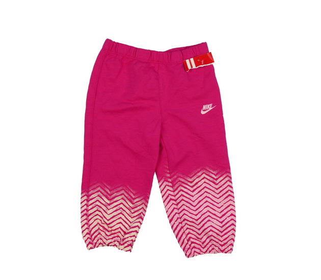 Nové sytě růžové tepláky Nike 