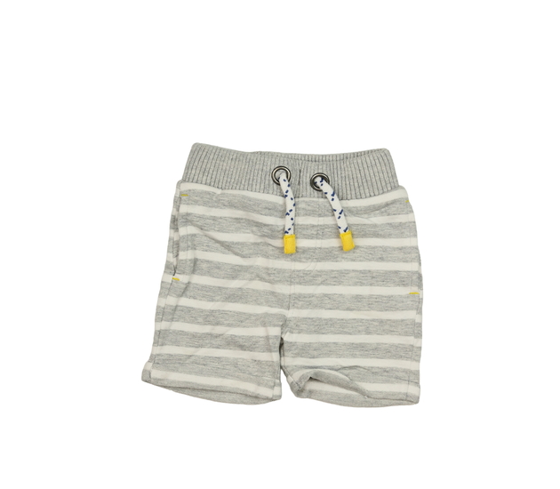 Šedé pruhované kraťasy