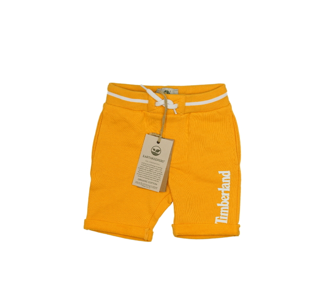 Nové žluté kraťasy