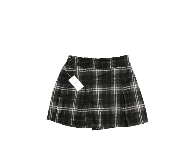 Nové kraťasy se sukní Nutmeg