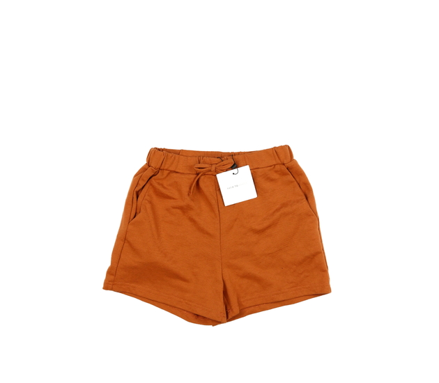 Nové hnědé kraťasy