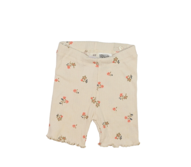 Krémové květinové kraťasy H&M