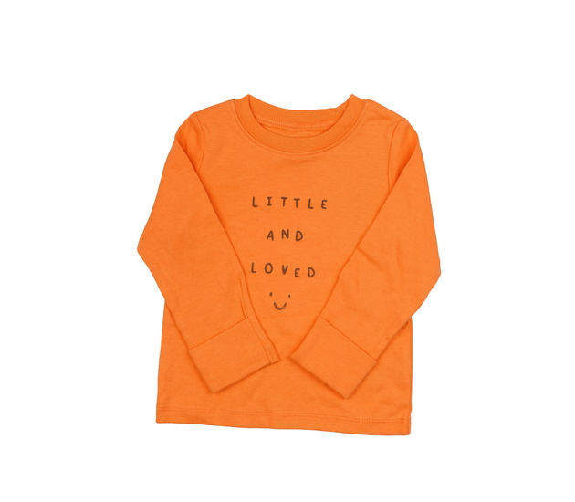 Oranžové triko s nápisem George