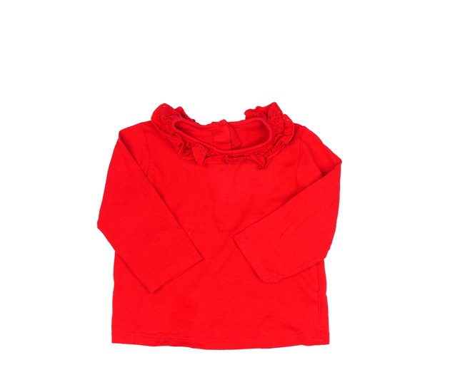 Červené triko s madeirovým límečkem