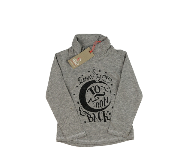 Nový šedý rolák s nápisem 