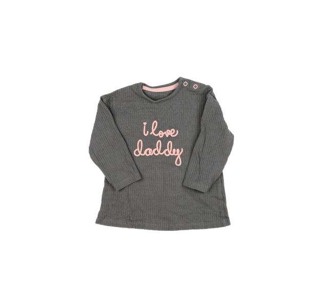 Šedé triko s růžovým nápisem George