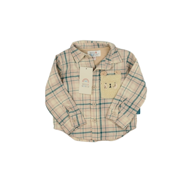 Nová světlá košile 