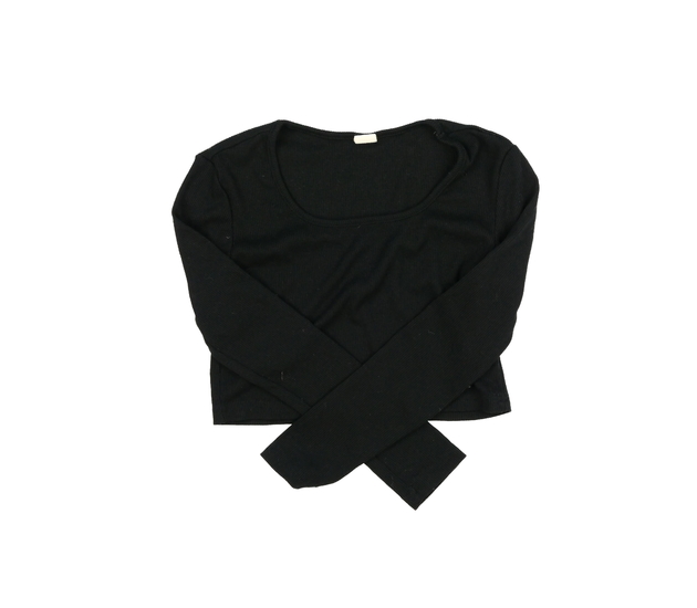 Černý crop top 
