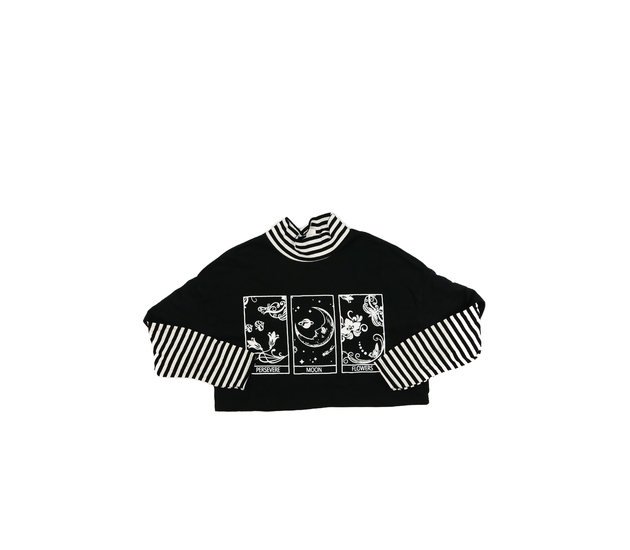 Černý crop top 