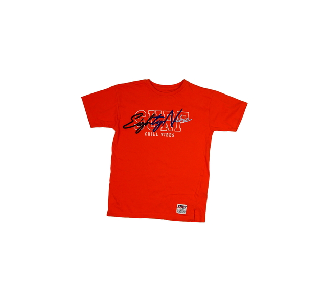 Červené triko s nápisem Primark