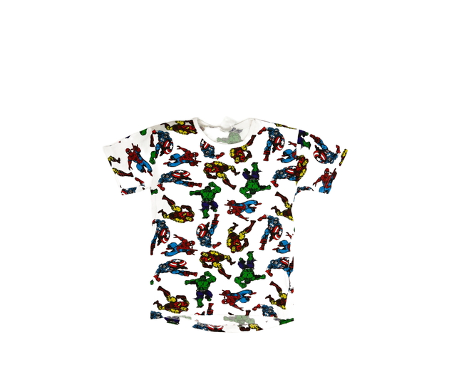 Krémové triko s hrdiny Marvel 