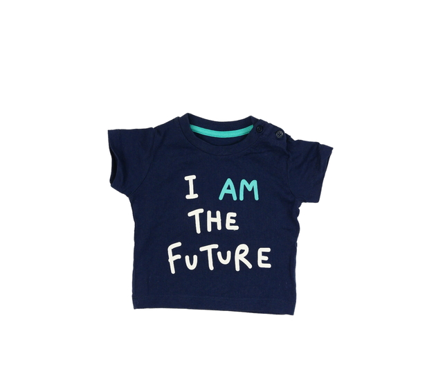 Tmavě modré triko s nápisem 