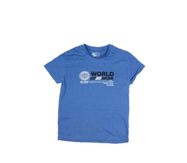 Modré triko s nápisem 