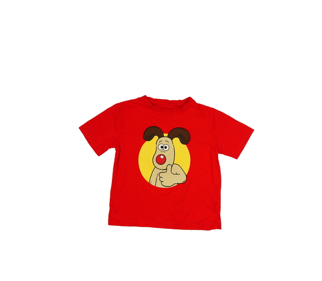 Červené triko s pejskem z televize 