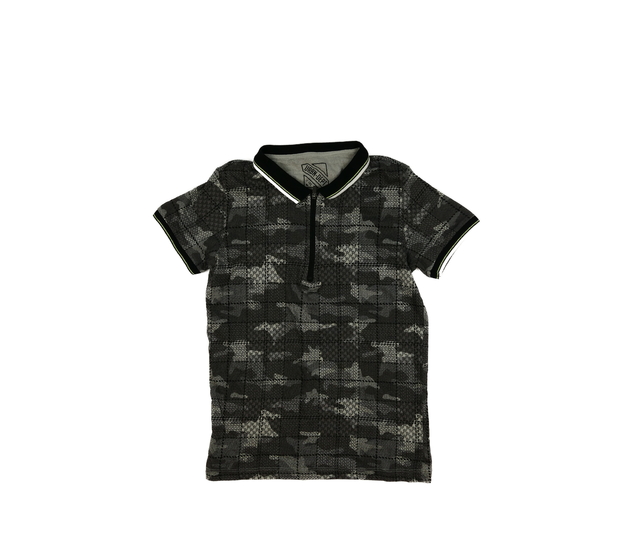 Šedé maskáčové triko s límečkem 