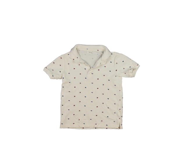 Bílé triko s límečkem 