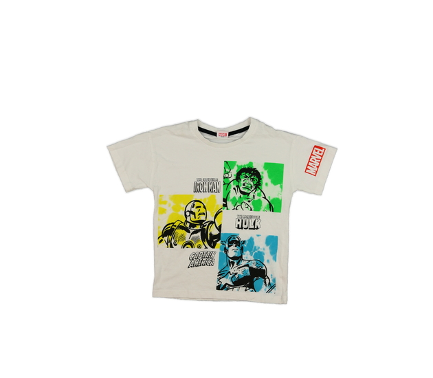 Krásné bílé triko s hrdiny Marvel 