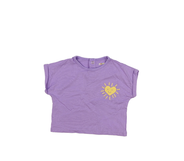 Fialové triko se sluncem 