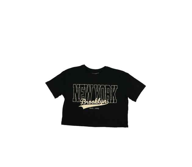 Černý crop top s nápisy Primark 